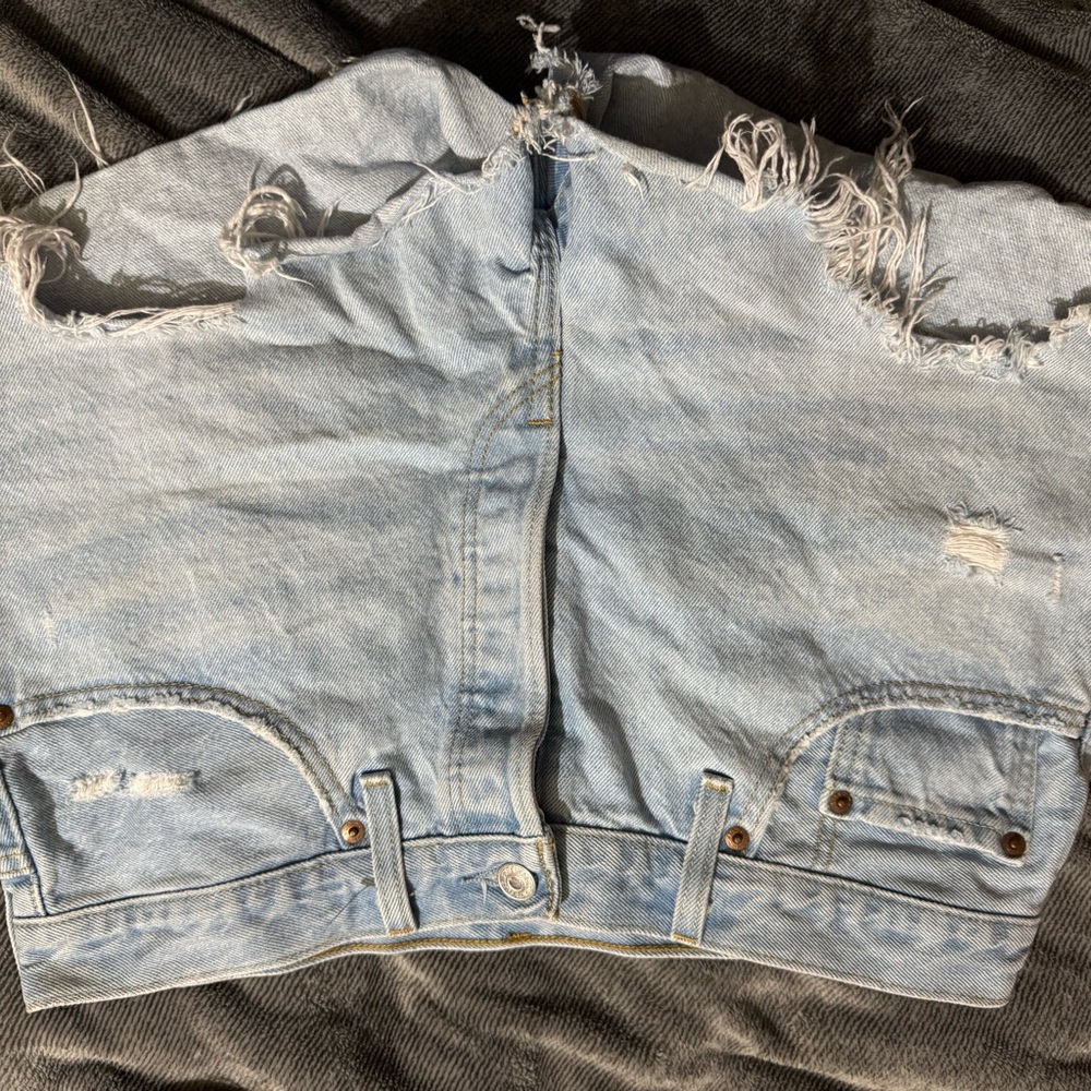 Light Blue Distressed Levi Denim